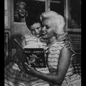 Jayne Mansfield - am Vorlesen