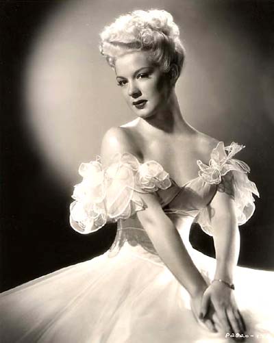 Betty Hutton - Abendkleid
