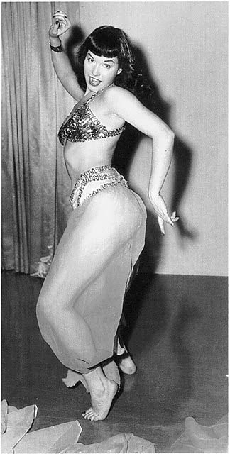 Bettie Page - Harems Tanz